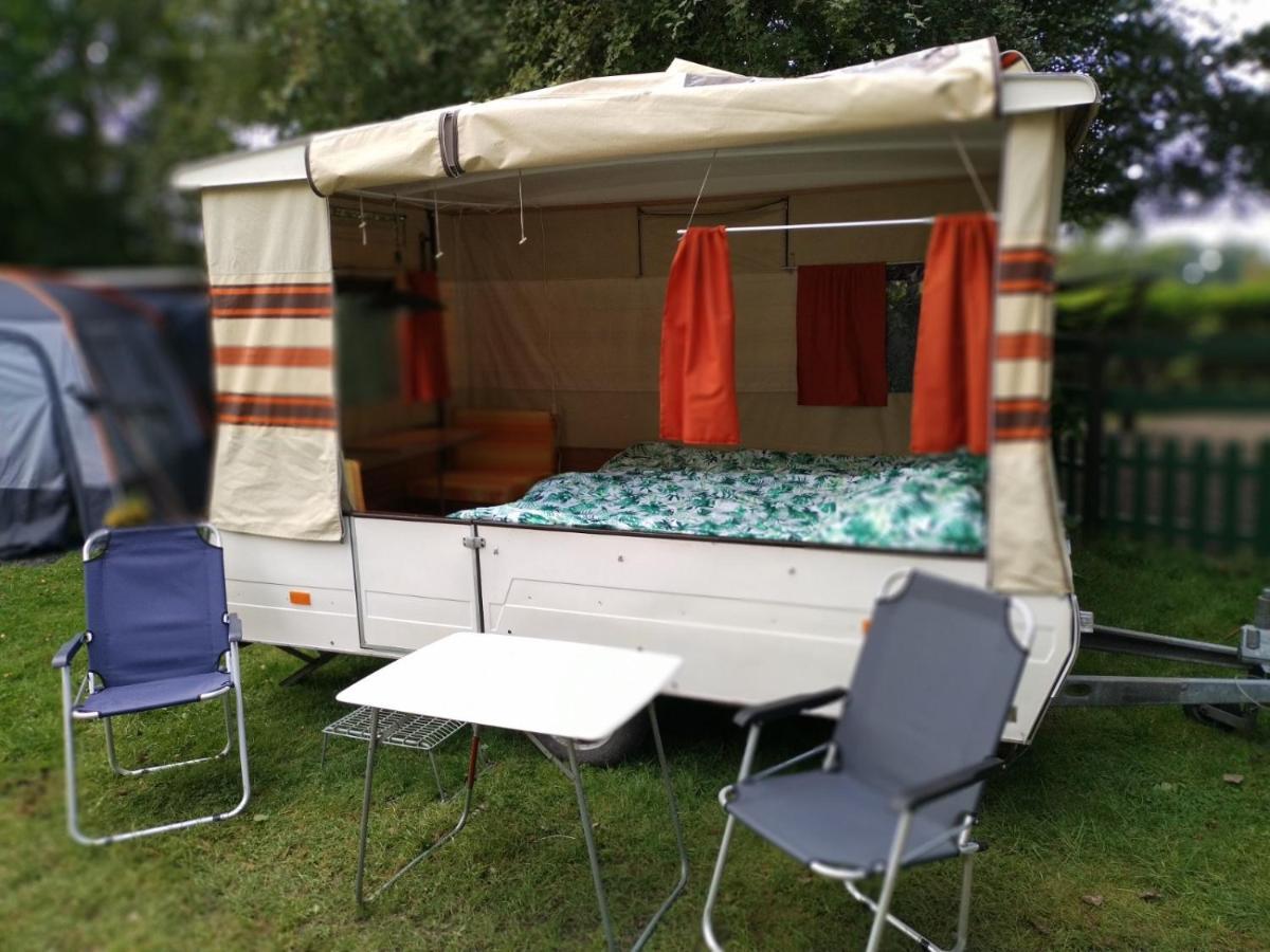 Retro Vouwwagen Hotel Tynaarlo Bagian luar foto